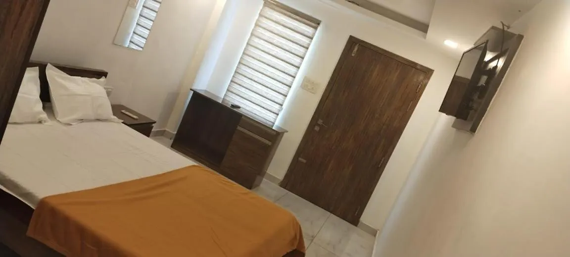 Hotel Dreamland Residency Kochi Indie
